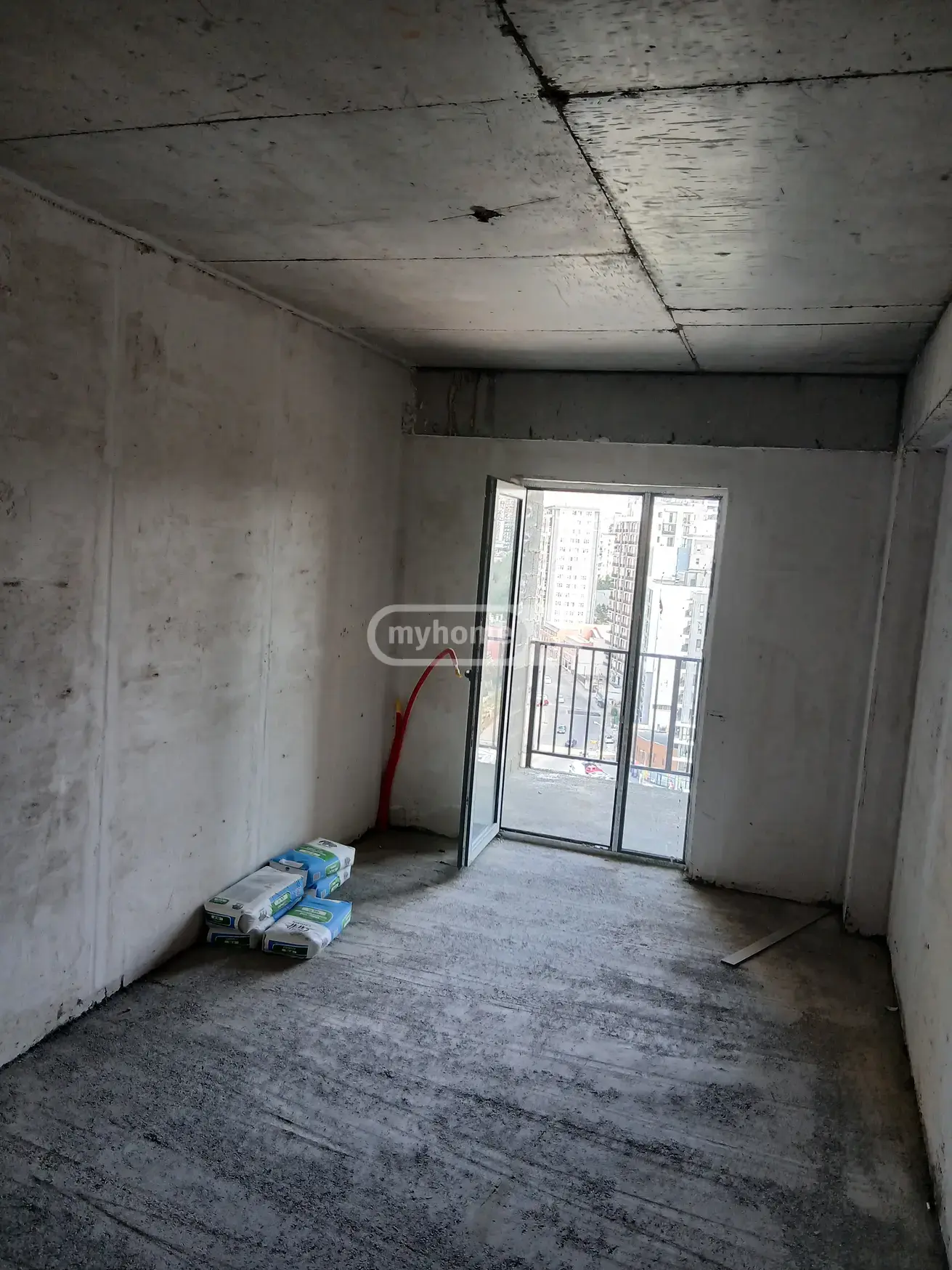 1 Room Apartment For Sale view 4