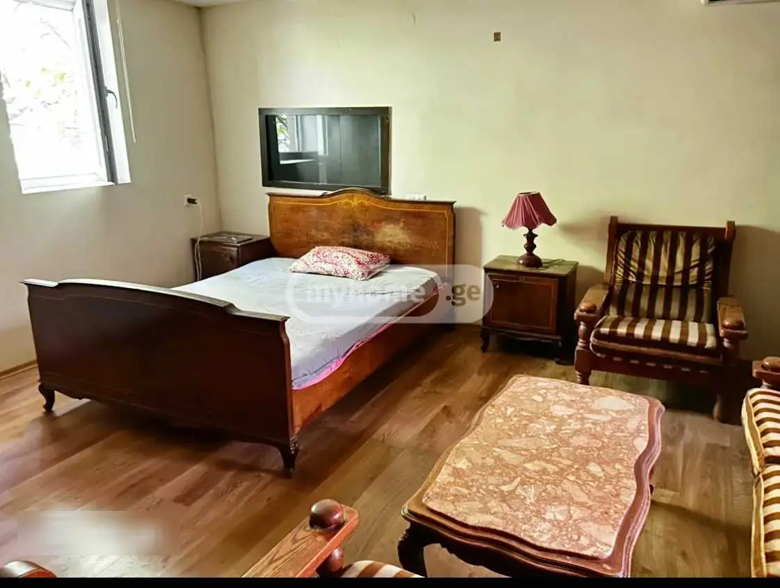 3 Room Private House For Rent In Vake view 10