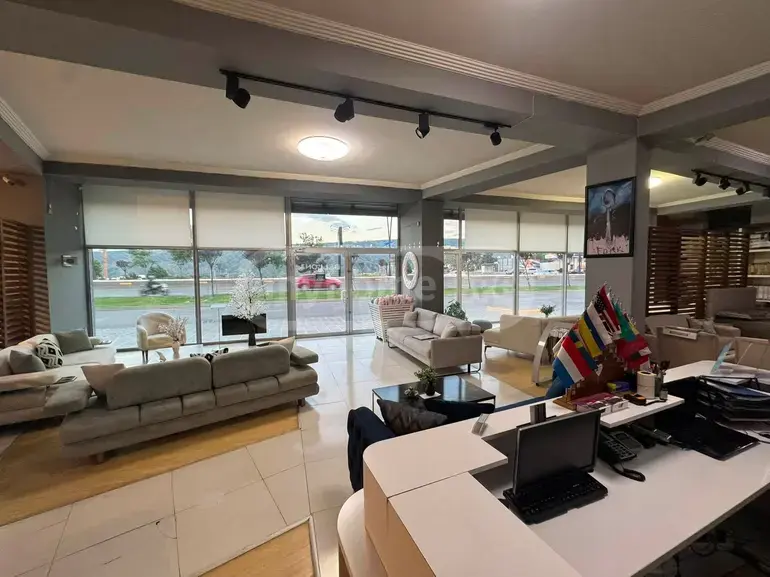 Universal Commercial Area For Rent In Isani view 4