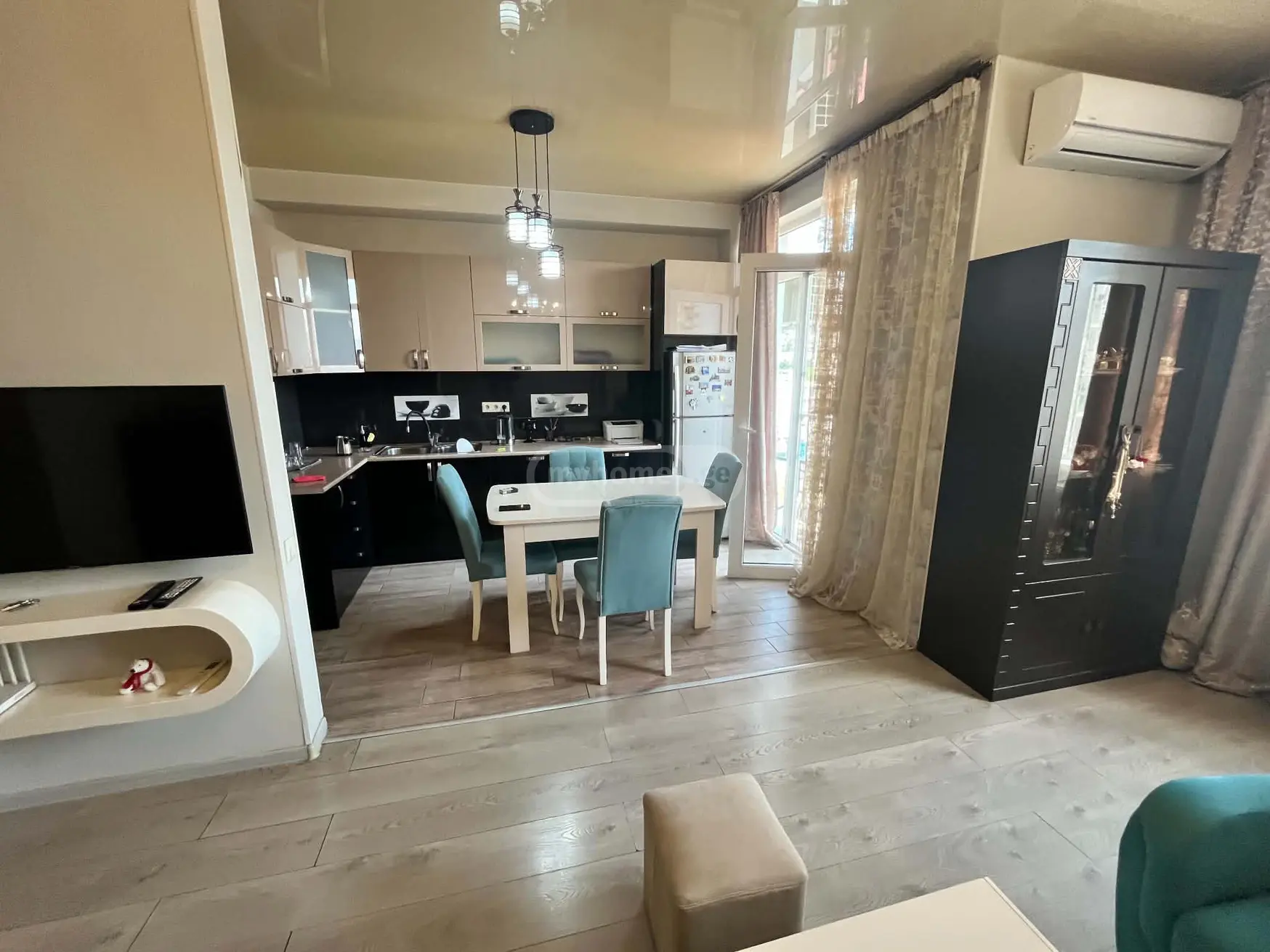 3 Room Apartment For Sale view 4