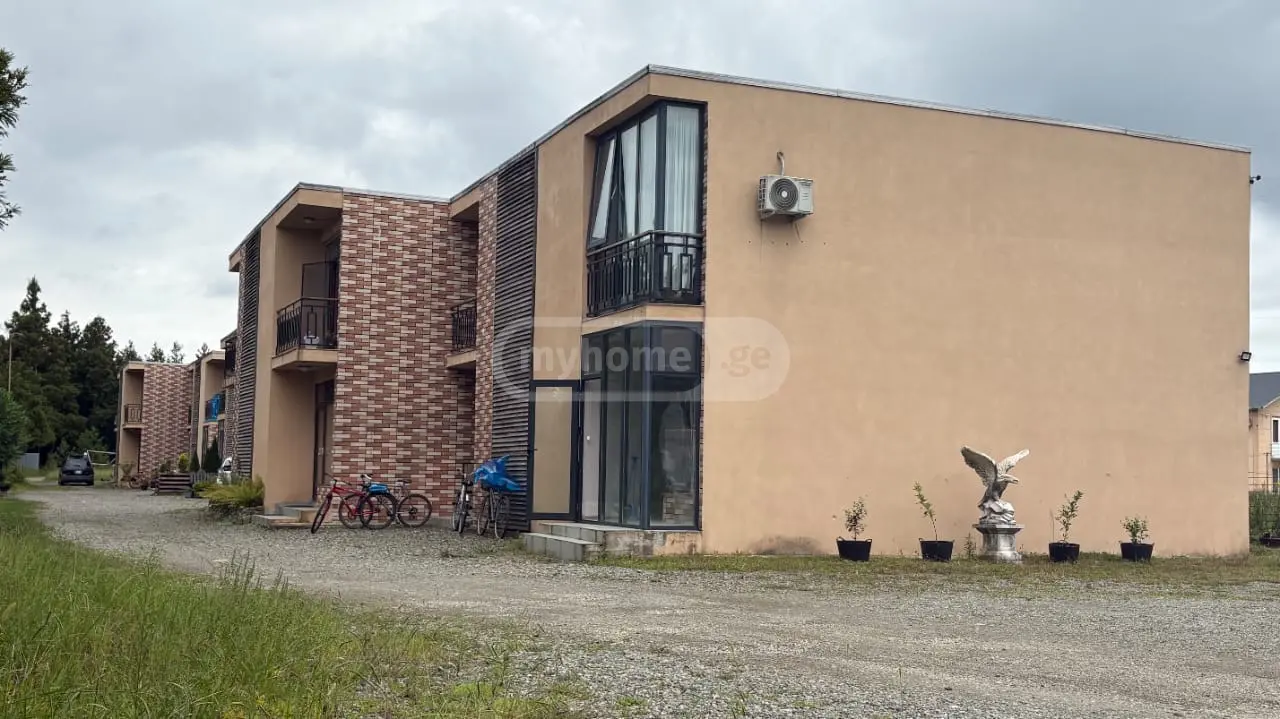 3 Room Private House For Sale view 2