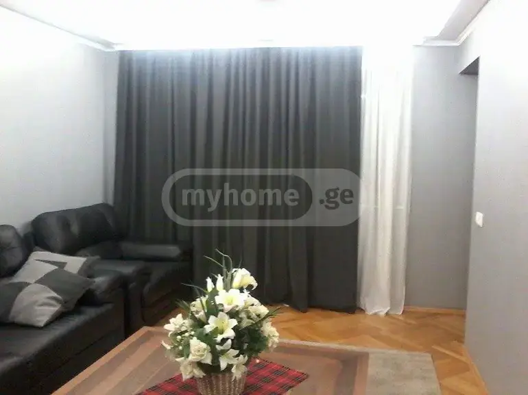 5 Room Private House For Sale view 3