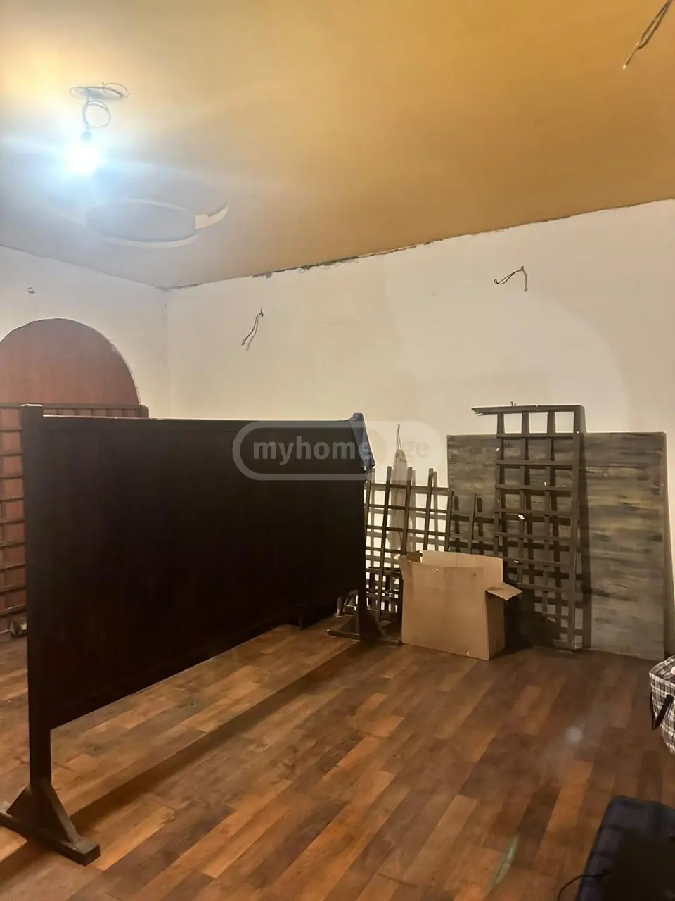 Universal Commercial Area For Sale In Sololaki view 2