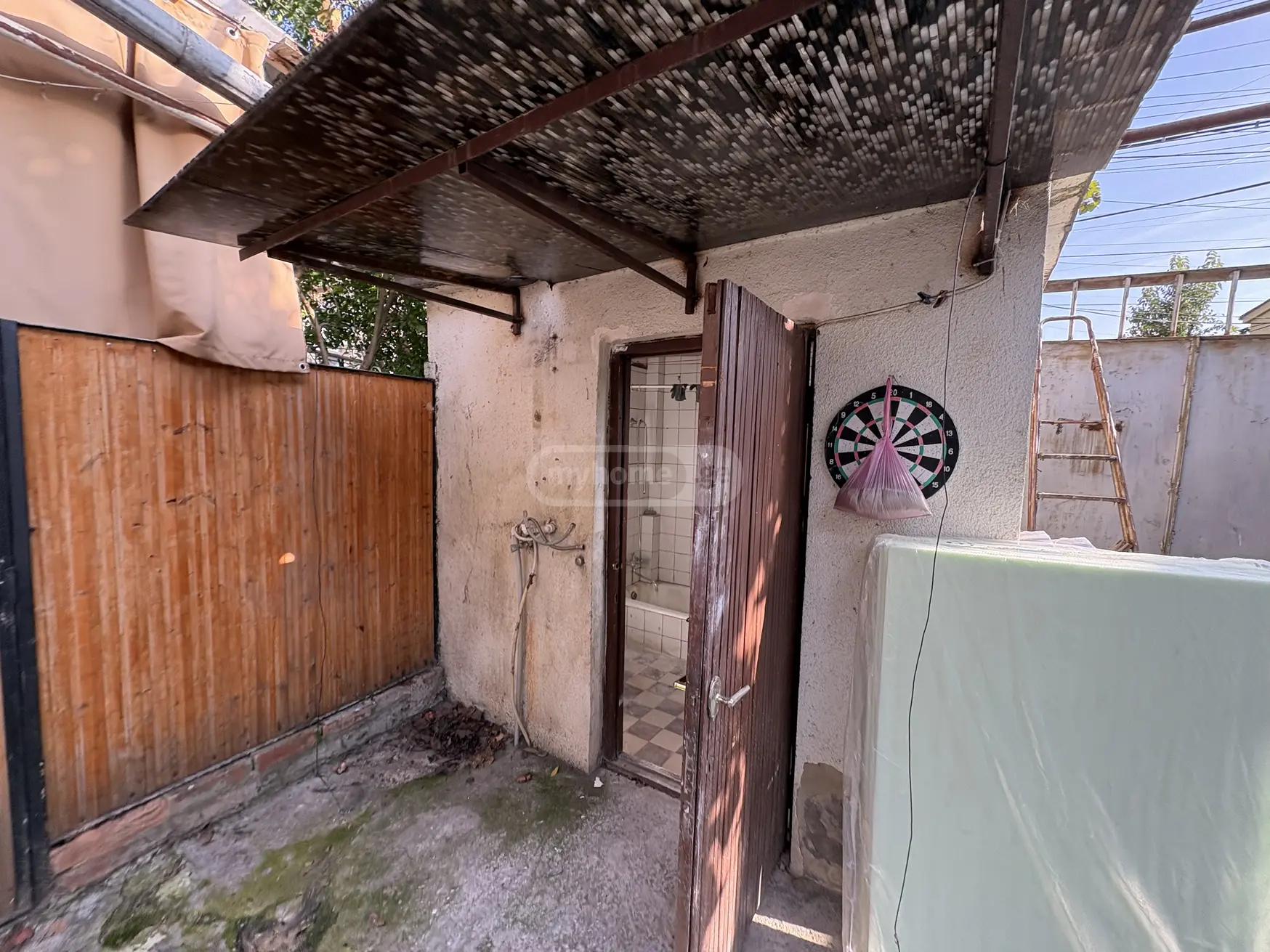 3 Room Private House For Sale view 11