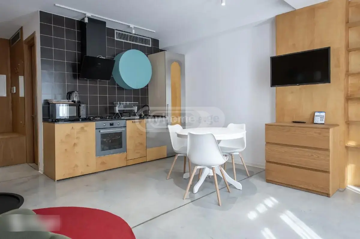 2 Room Apartment For Rent In Vera view 2
