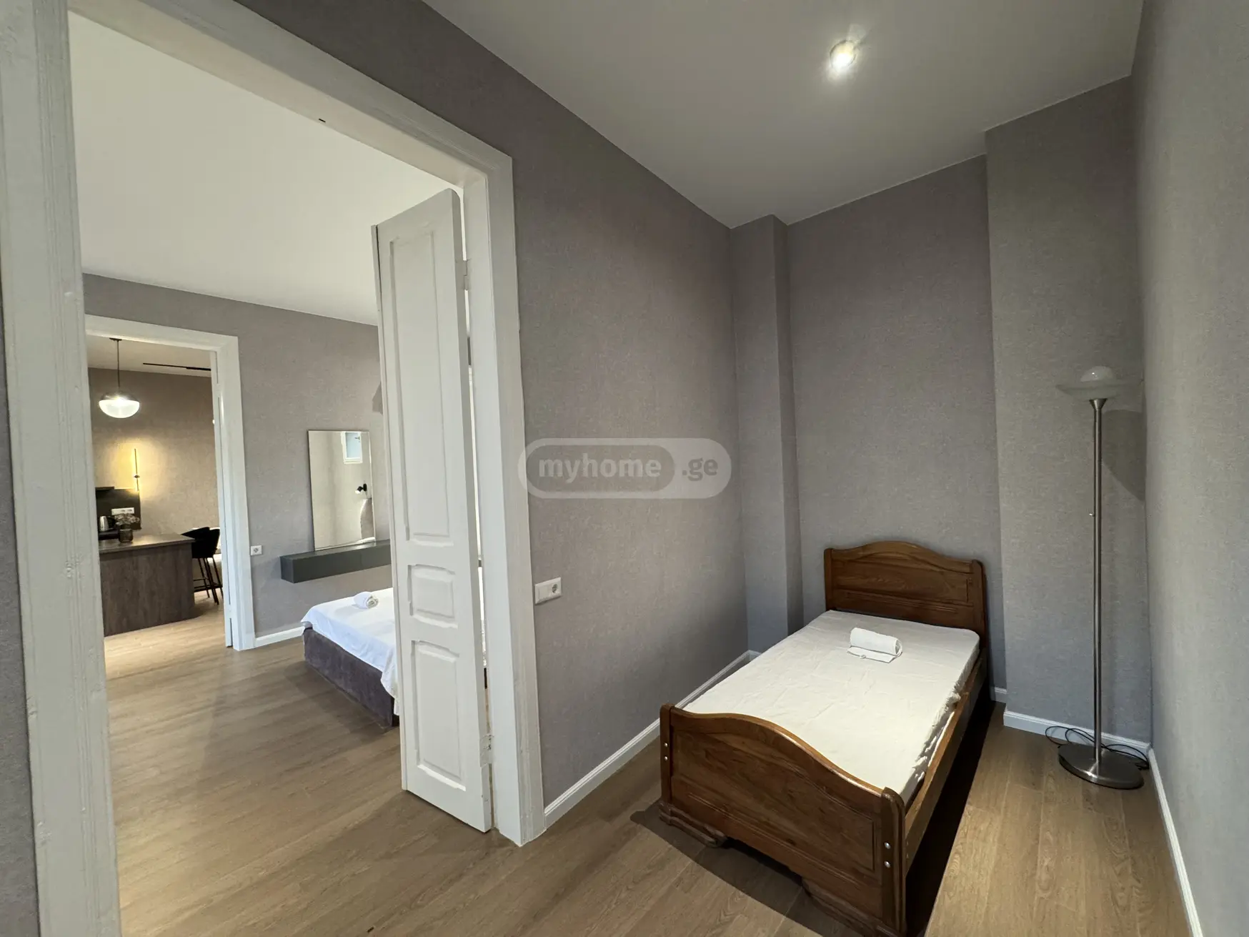 3 Room Apartment For Rent In Mtatsminda view 9