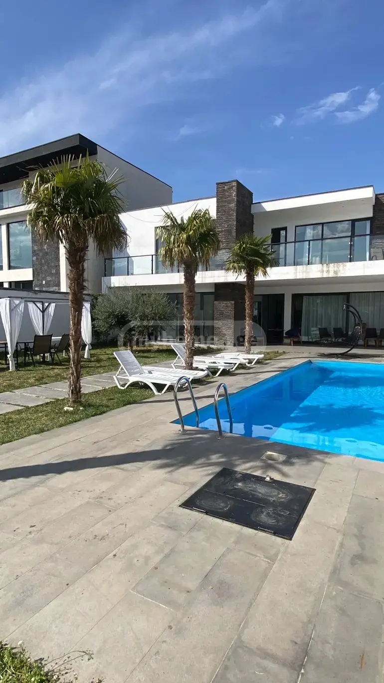 5 Room Private House Daily Rent In Didi Digomi view 1