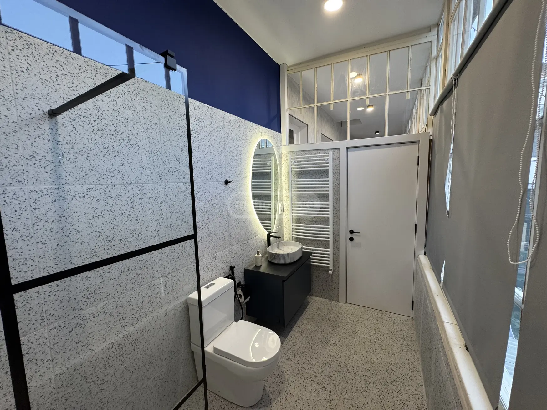 3 Room Apartment For Rent In Mtatsminda view 12
