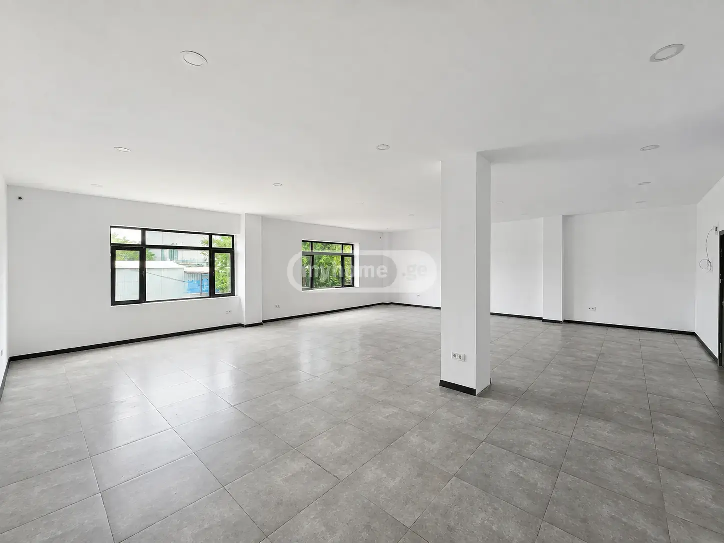Office Commercial Area For Rent In Didube view 1