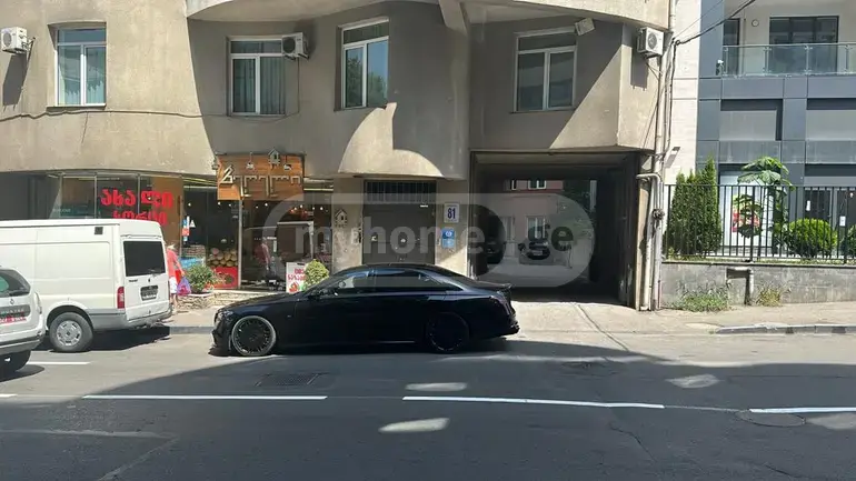 Office Commercial Area For Rent In Vake view 4