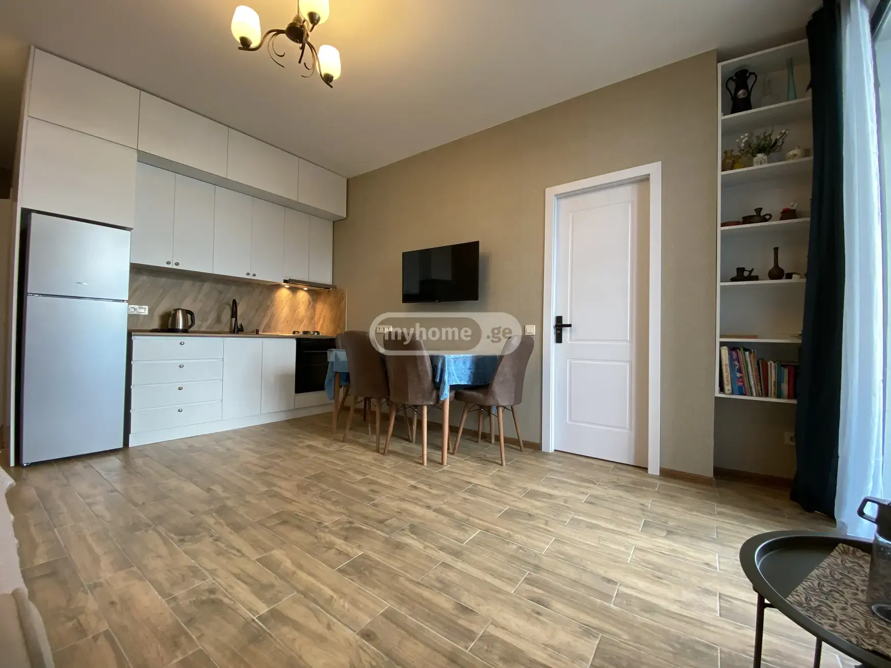 2 Room Apartment For Rent In Makhinjauri, In Batumi view 6