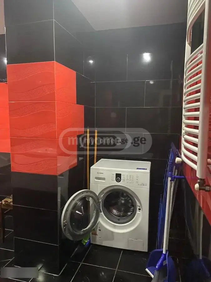 4 Room Apartment For Rent In Mtatsminda view 9