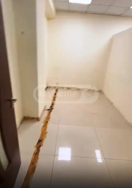 Universal Commercial Area For Rent In Vera view 6