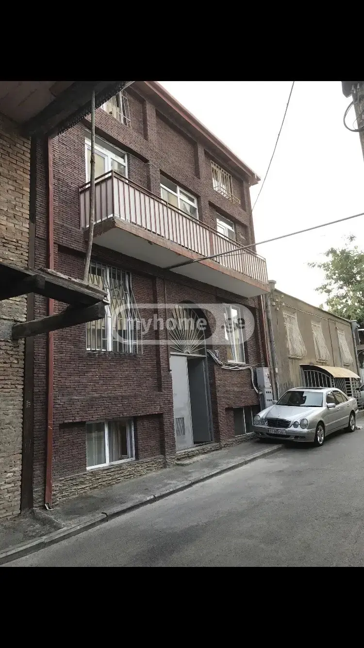 3 Room Apartment For Rent In Mtatsminda view 12