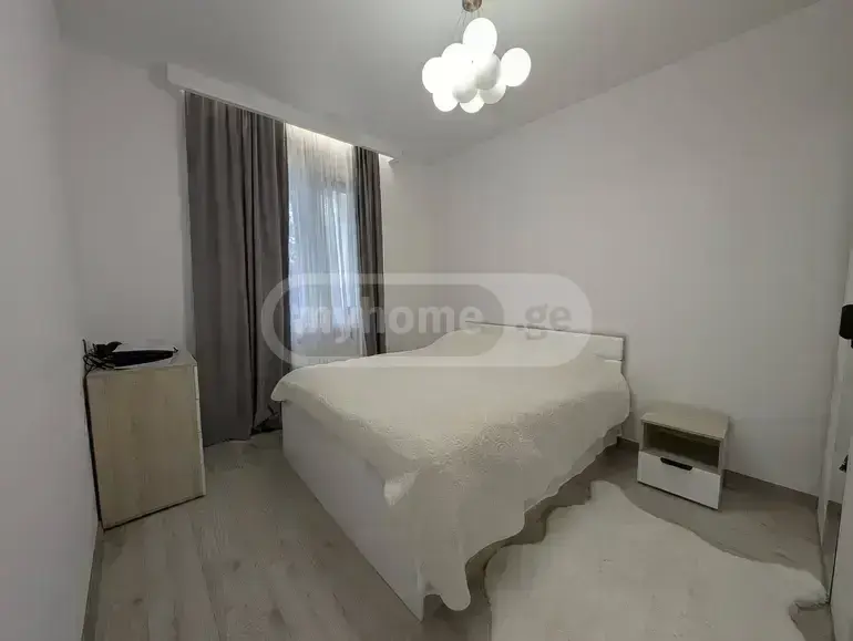 6 Room Private House For Sale view 13