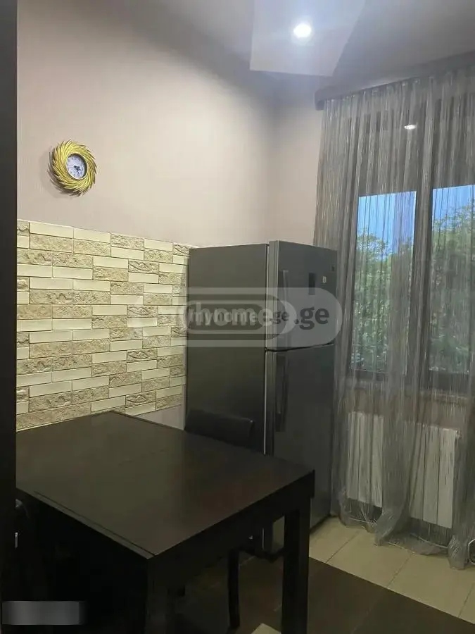 4 Room Apartment For Rent In Mtatsminda view 11