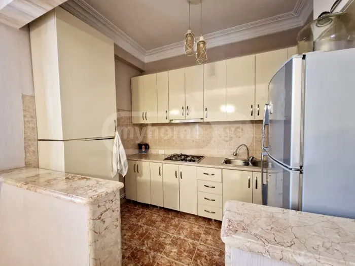 3 Room Apartment For Rent In Vera view 3