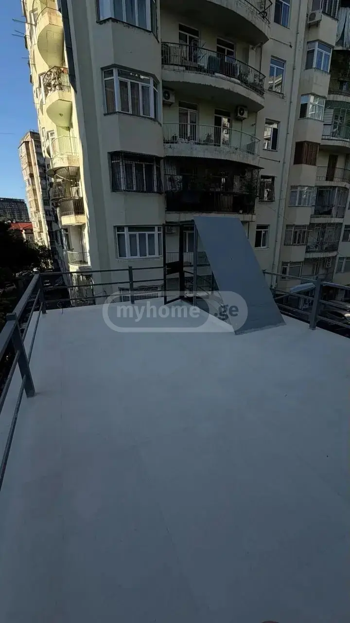 Universal Commercial Area For Rent In Vake view 4