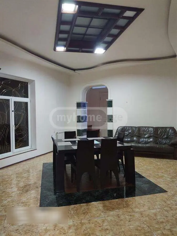 4 Room Apartment For Rent In Sololaki view 1