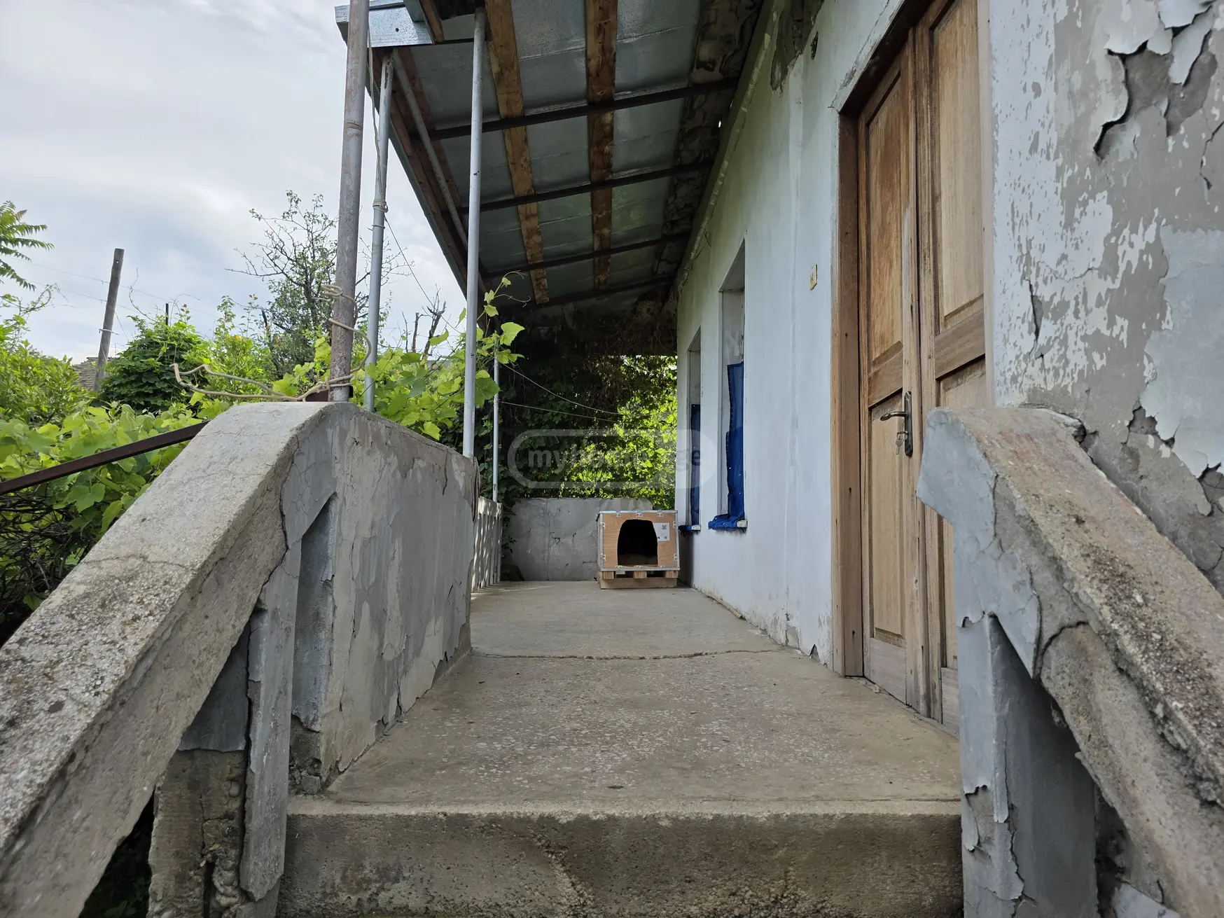 5 Room Private House For Sale view 4