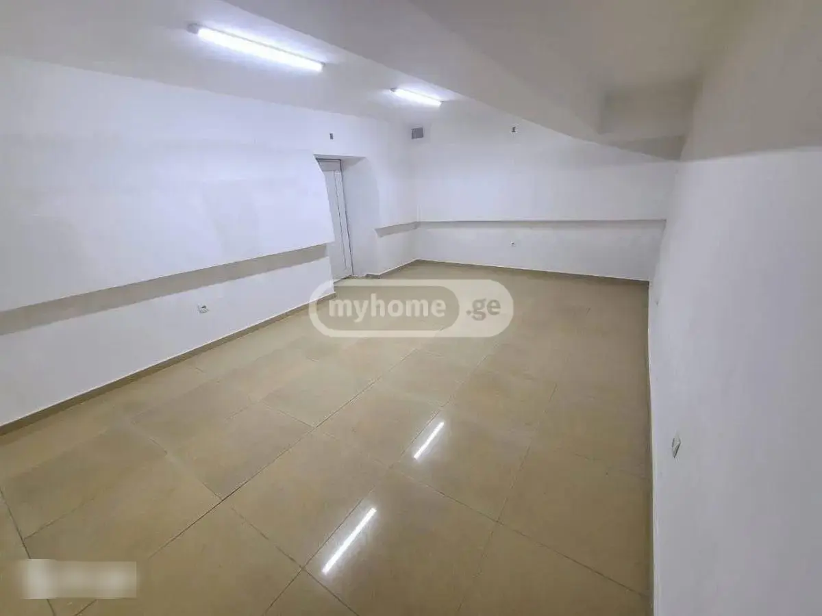 Universal Commercial Area For Rent In Didube view 8