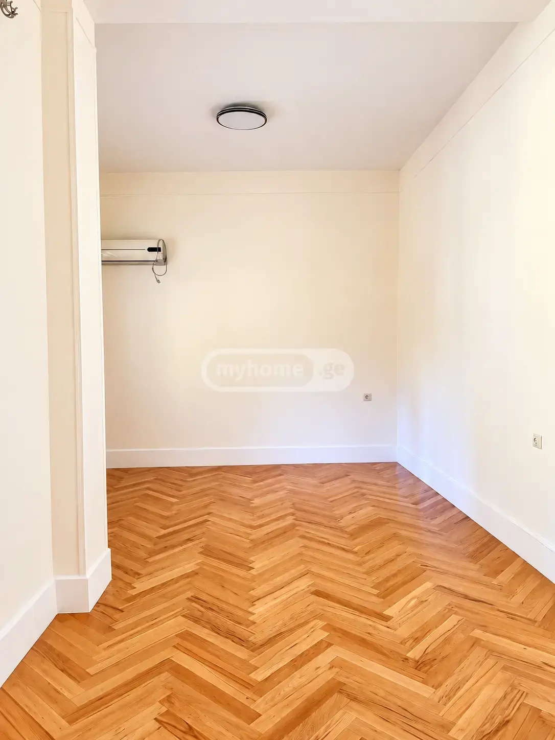 10+ Room Private House For Rent In Vera view 12