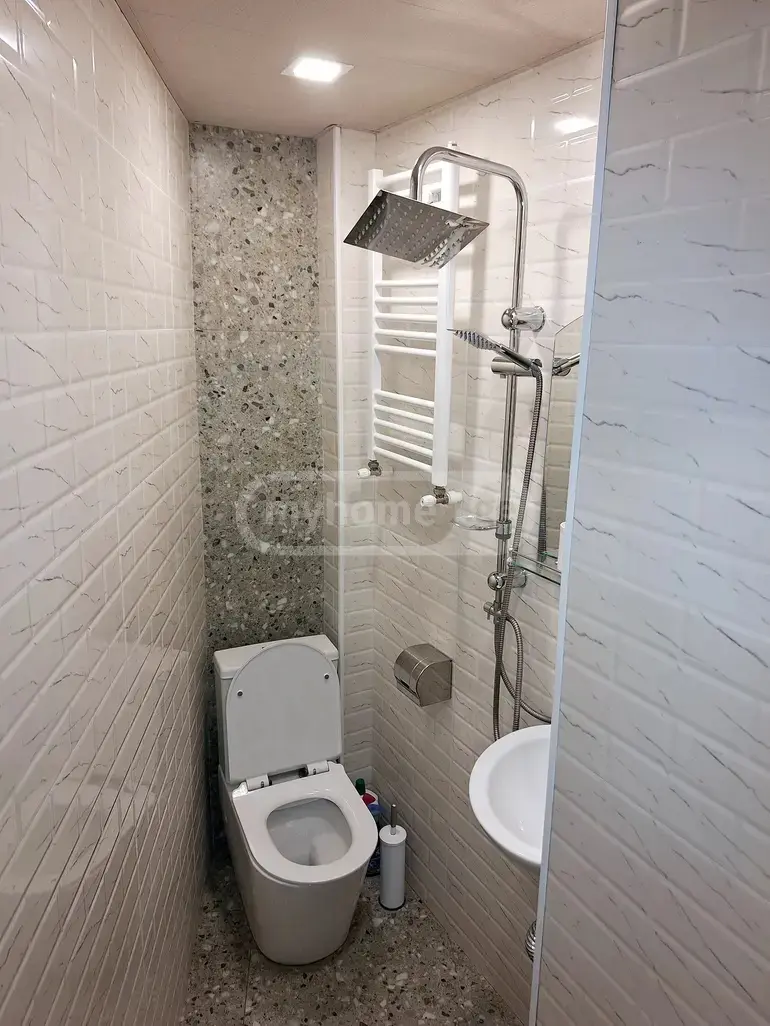 1 Room Apartment For Rent In Sololaki view 8