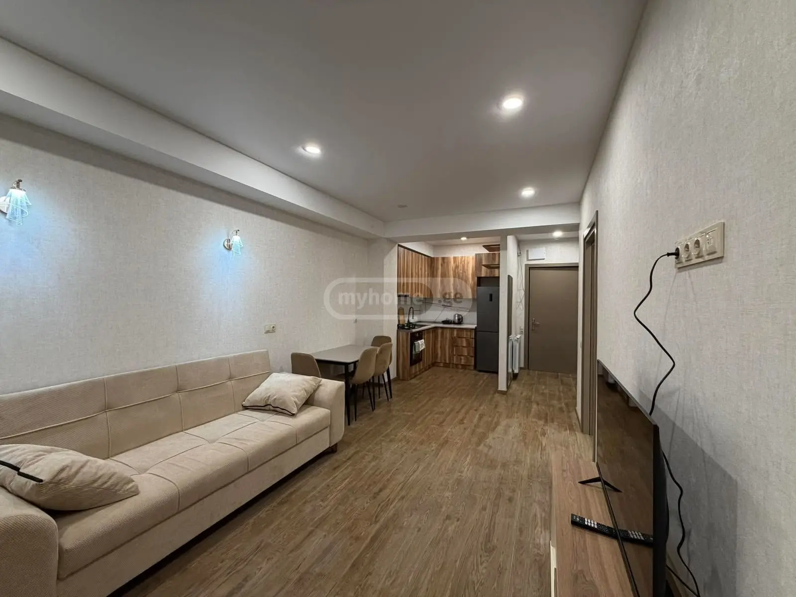 2 Room Apartment For Rent In Sanzona view 1