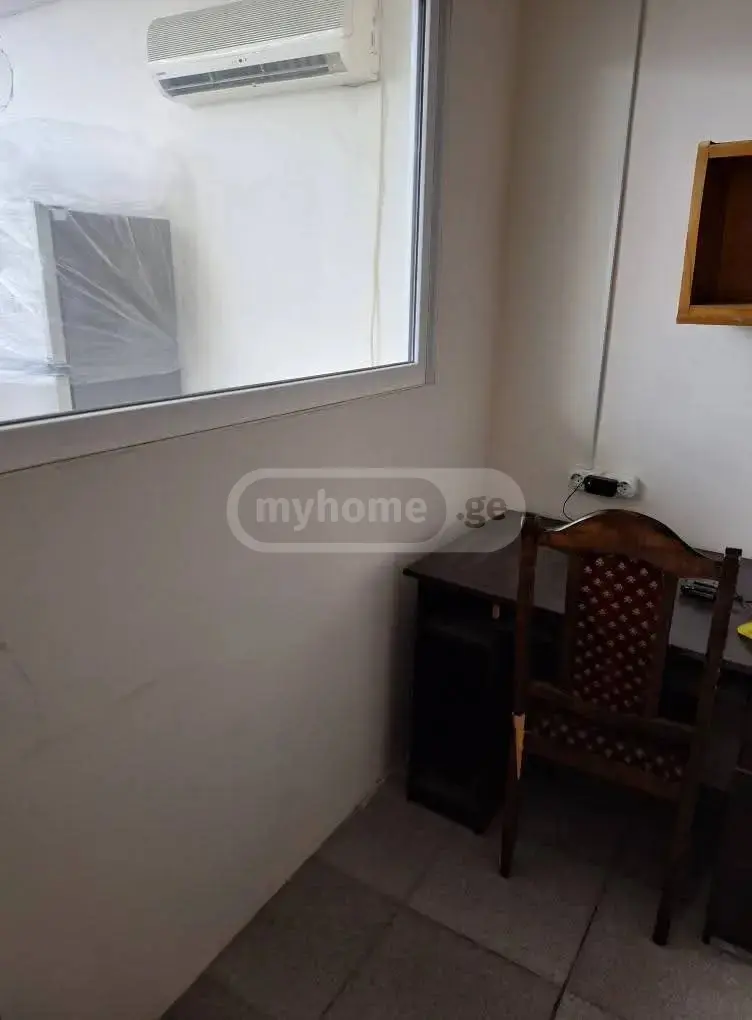 3 Room Private House For Sale view 2
