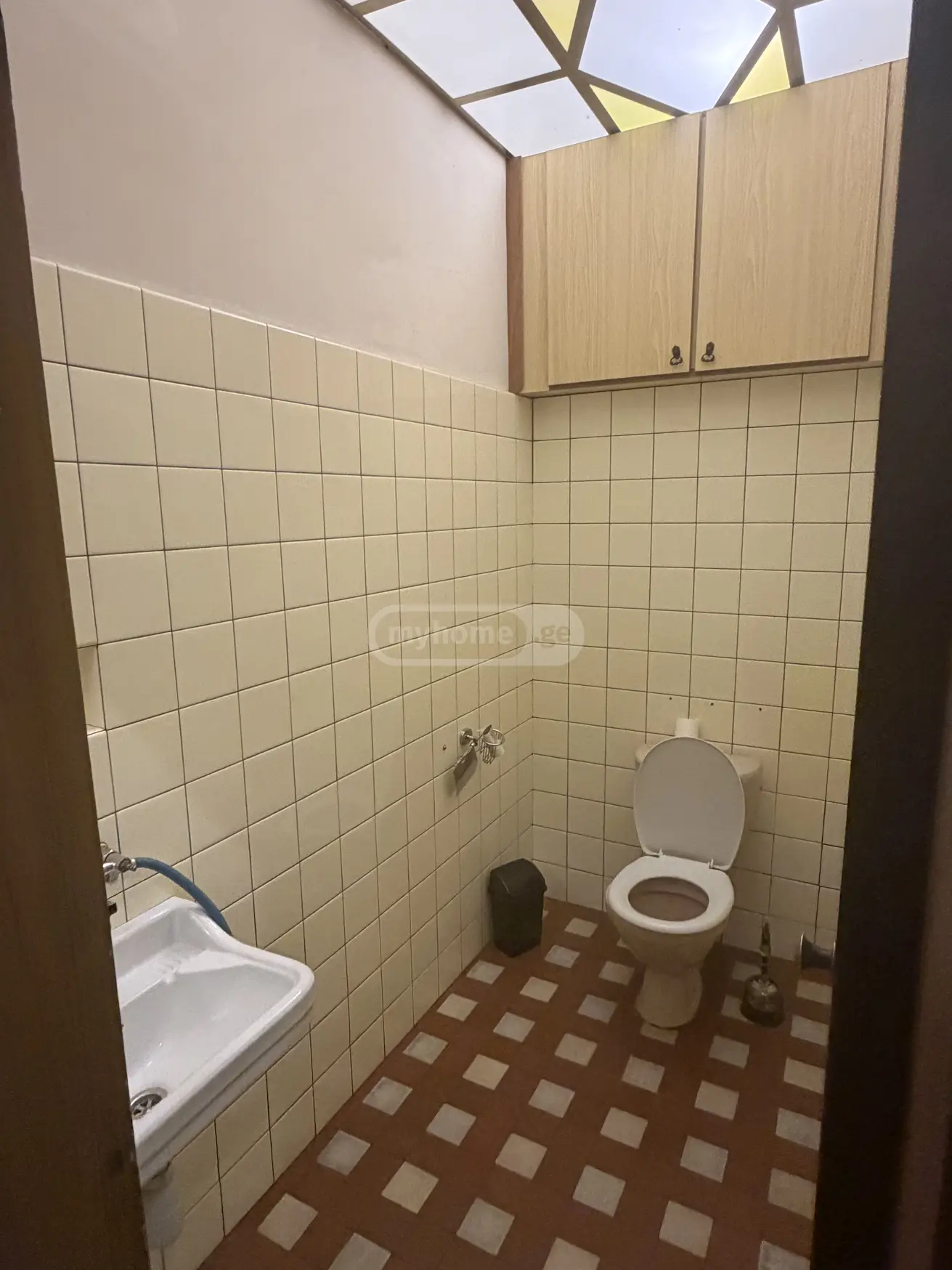 5 Room Apartment For Rent In Isani view 12