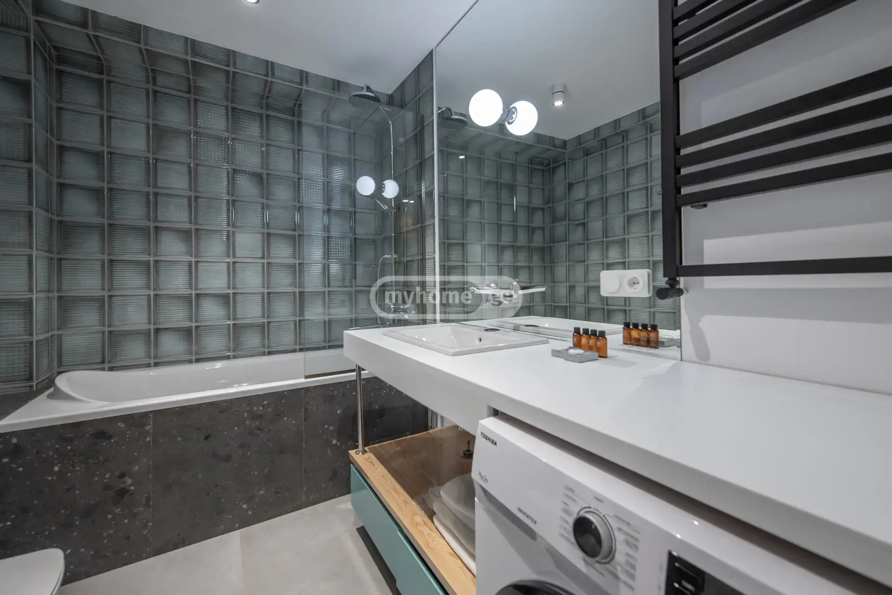 2 Room Apartment For Rent In Vera view 13