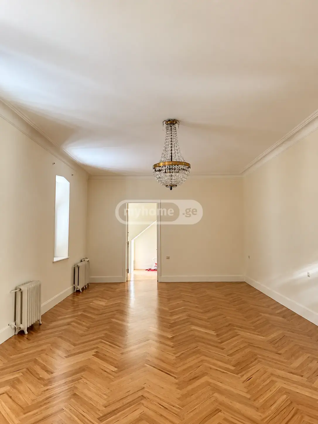Universal Commercial Area For Rent In Vera view 5
