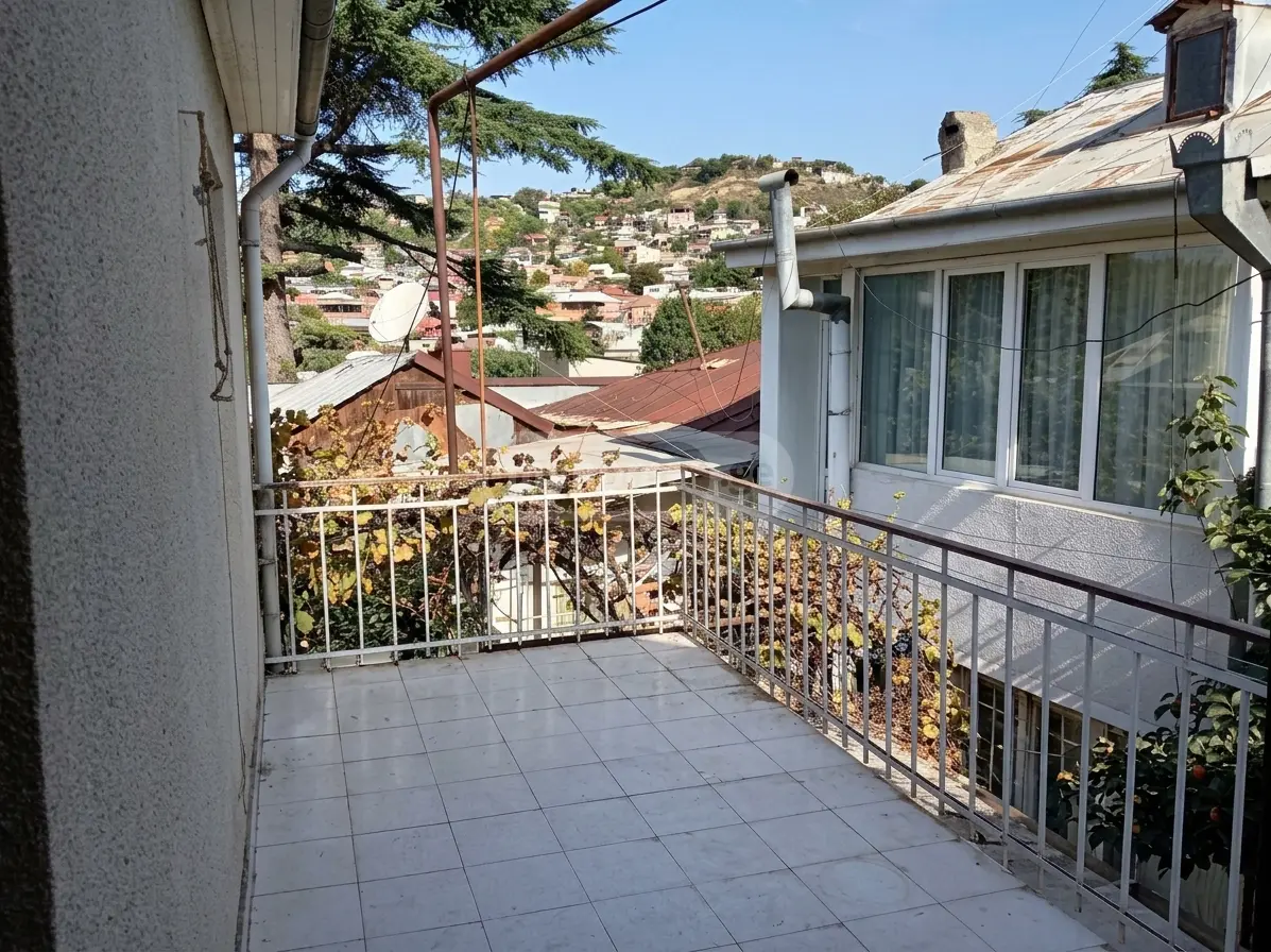4 Room Private House For Sale view 16