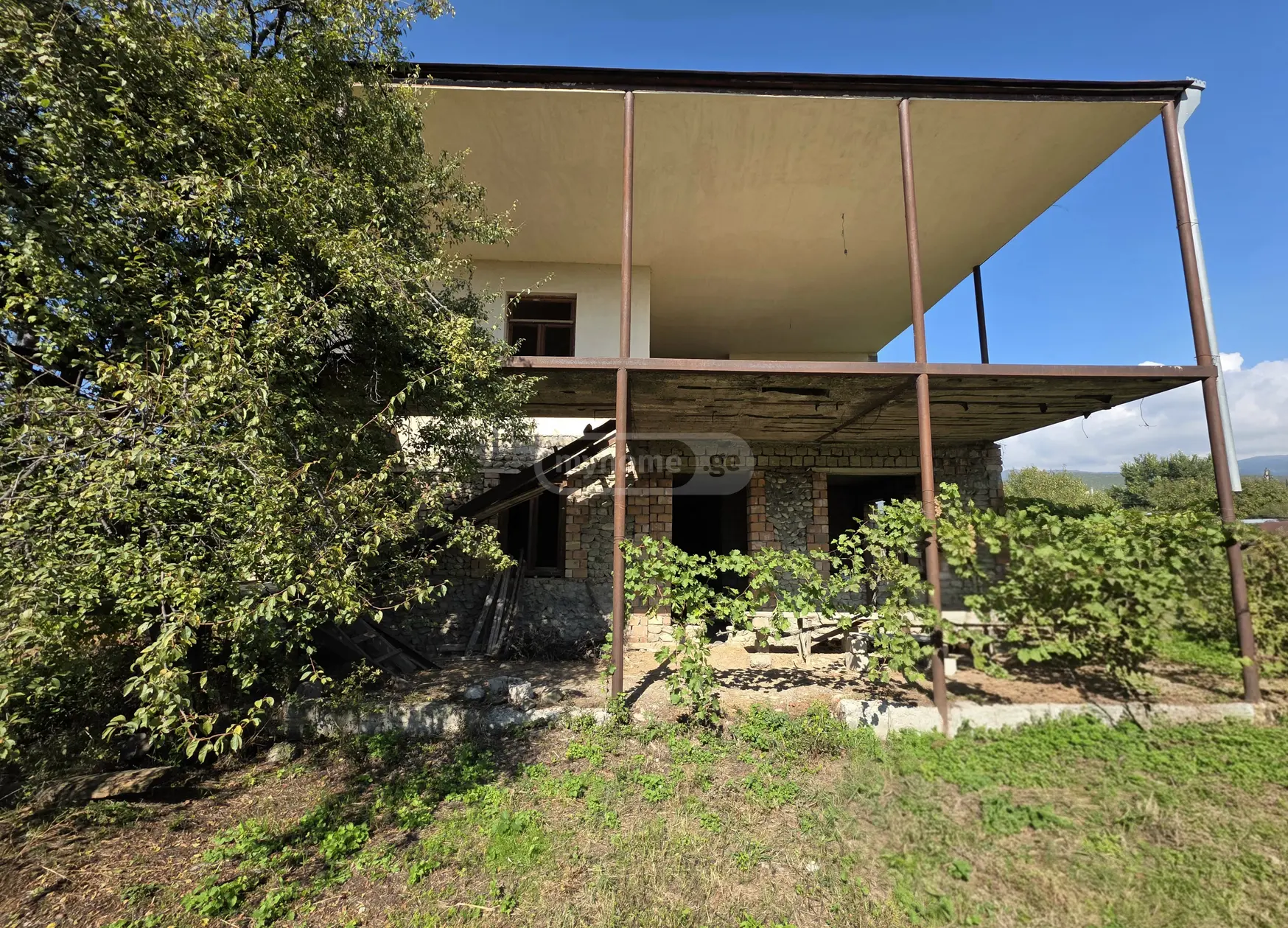 10+ Room Private House For Sale In Sagarejo view 2