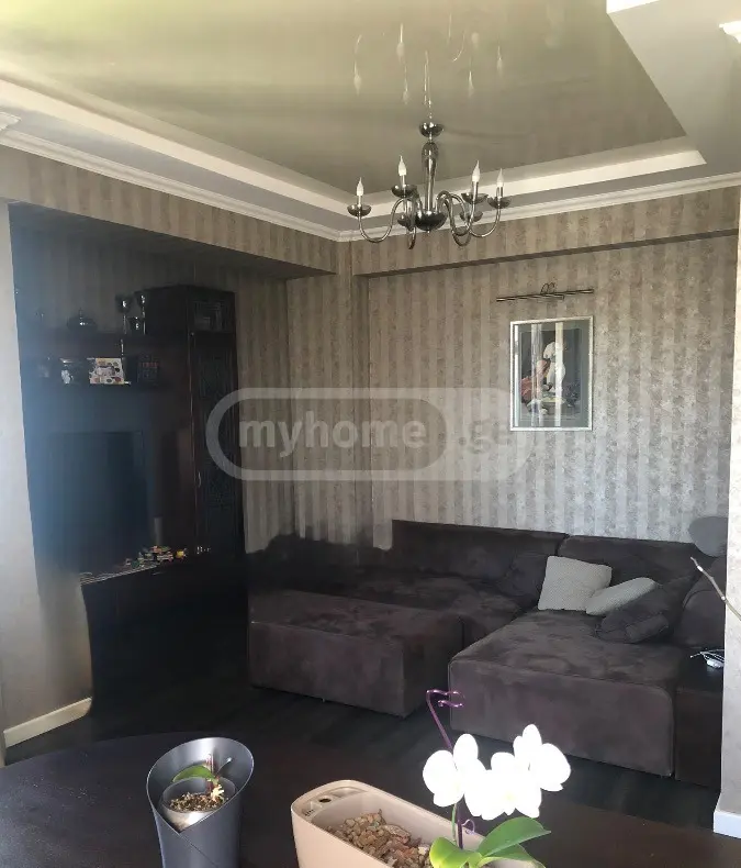 4 Room Apartment For Sale view 2