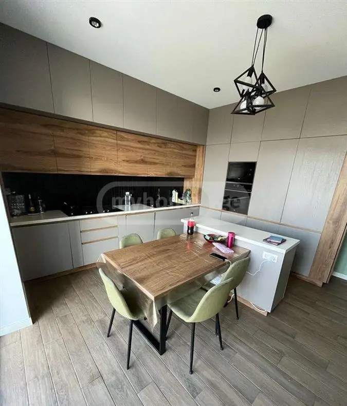6 Room Private House For Sale view 5
