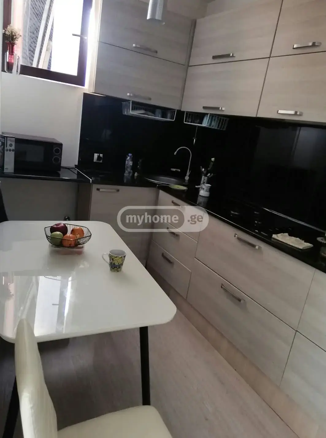 5 Room Private House For Rent In Sololaki view 9
