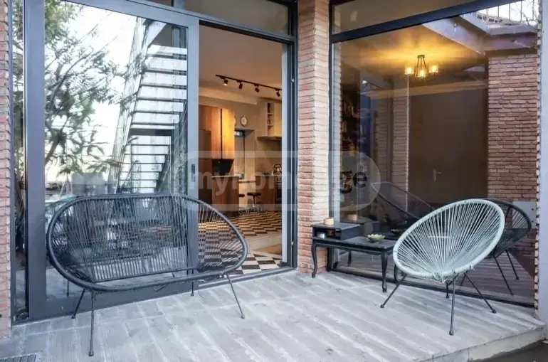 7 Room Private House For Rent In Mtatsminda view 4