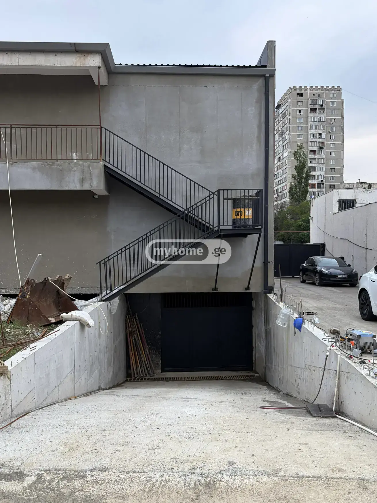 Universal Commercial Area For Rent In Gldani view 2