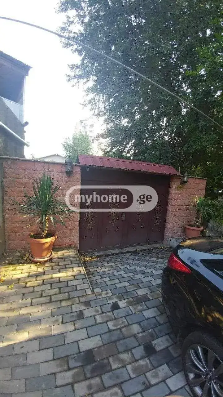 7 Room Private House For Rent In Avlabari view 8