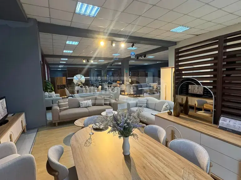 Universal Commercial Area For Rent In Isani view 6