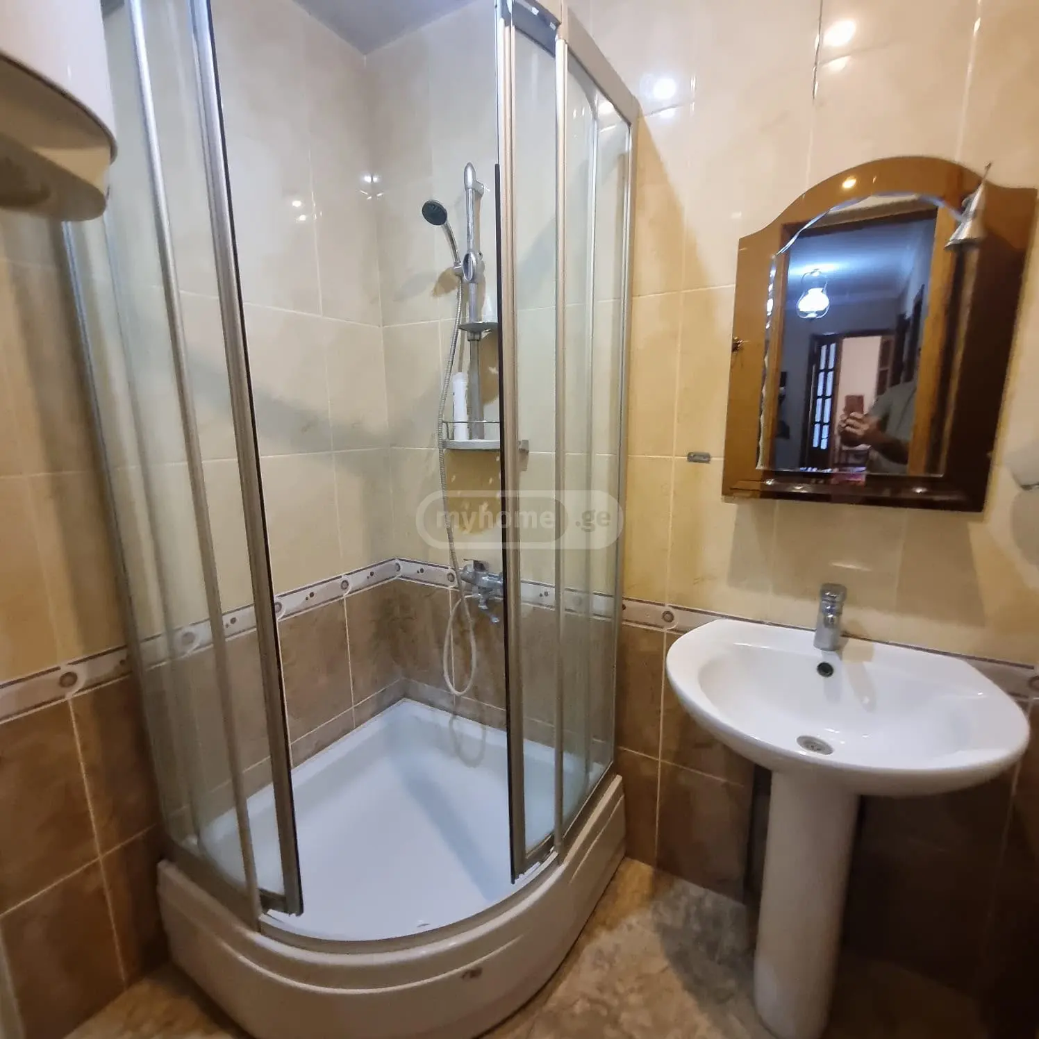 3 Room Apartment For Rent In Foti view 9