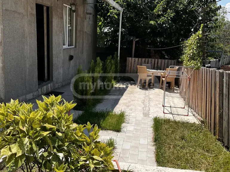 3 Room Apartment For Rent In Nadzaladevi view 1