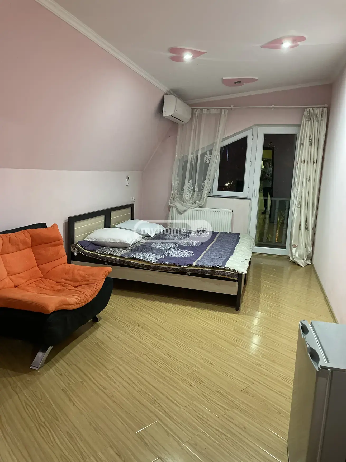 7 Room Private House For Rent In Avlabari view 6