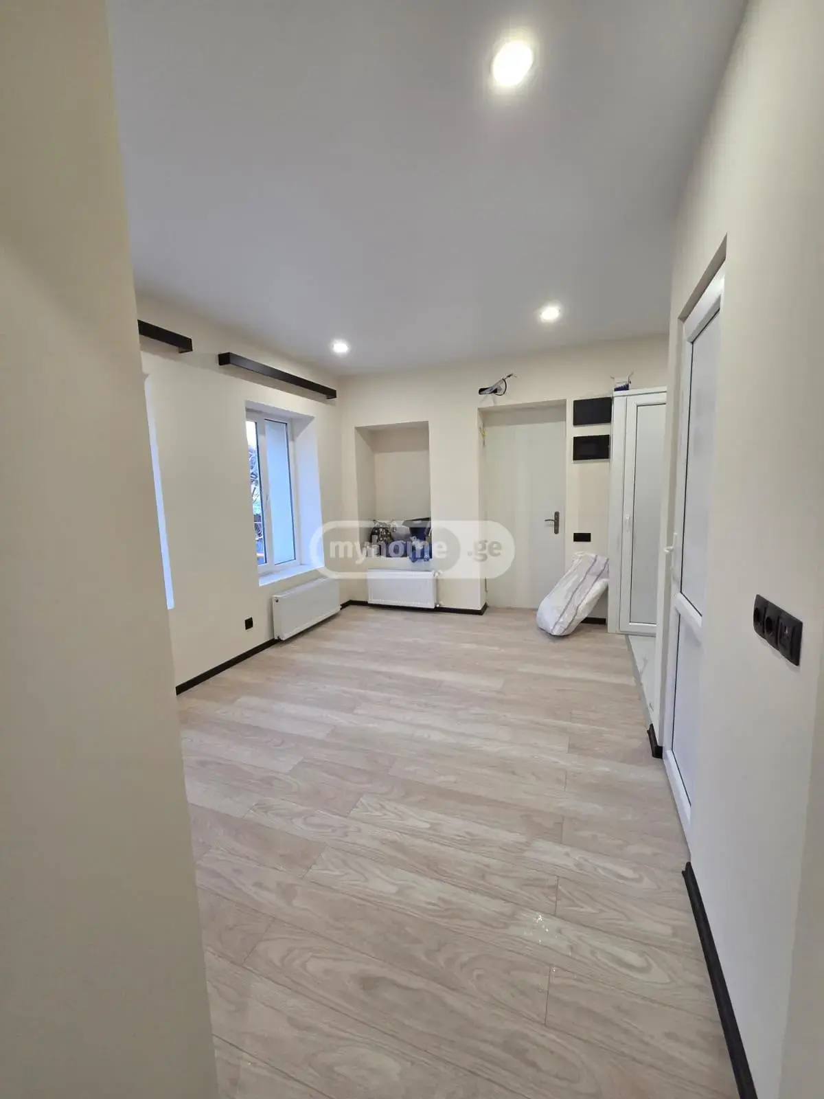 3 Room Private House For Sale view 1