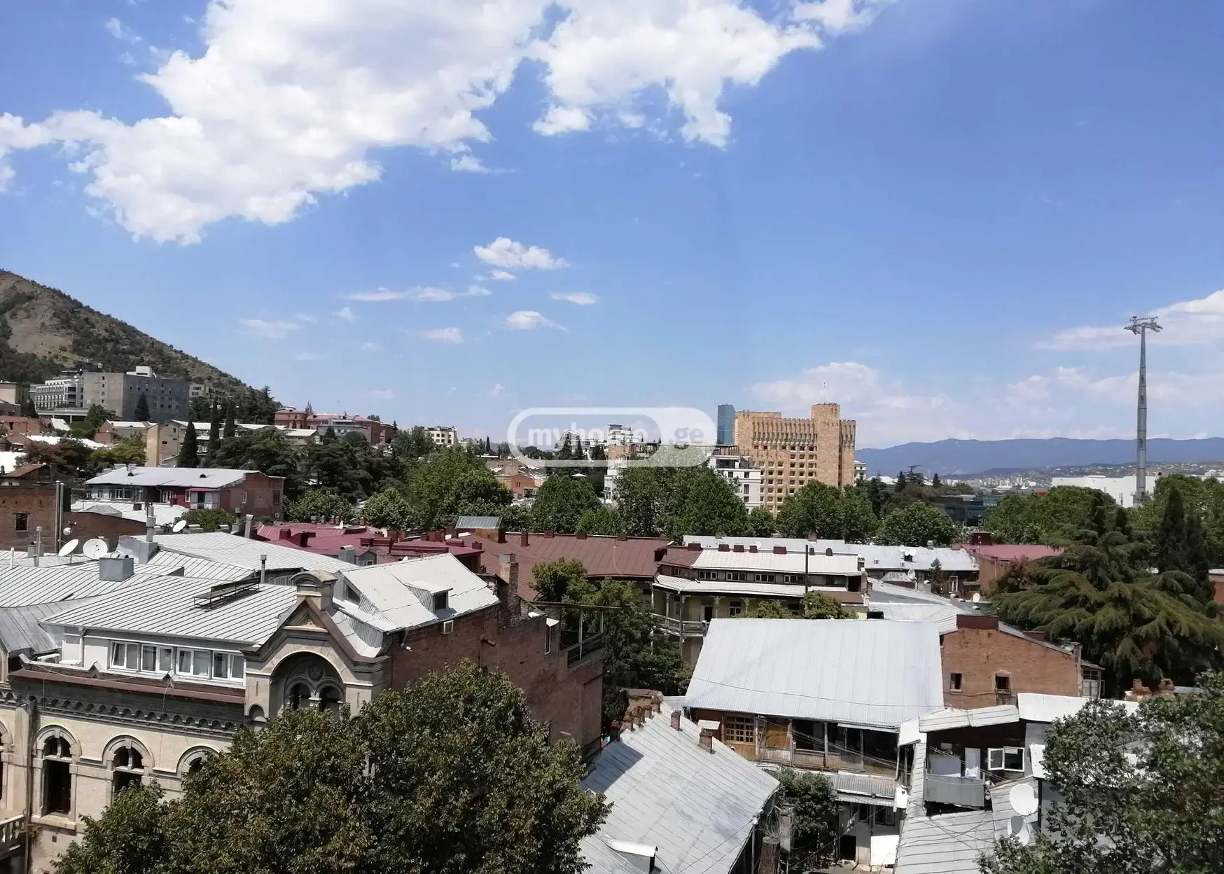 Office Commercial Area For Rent In Sololaki view 3