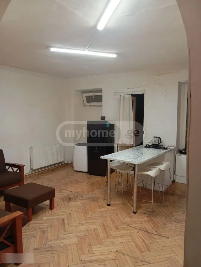 2 Room Apartment For Rent In Mtatsminda view 10