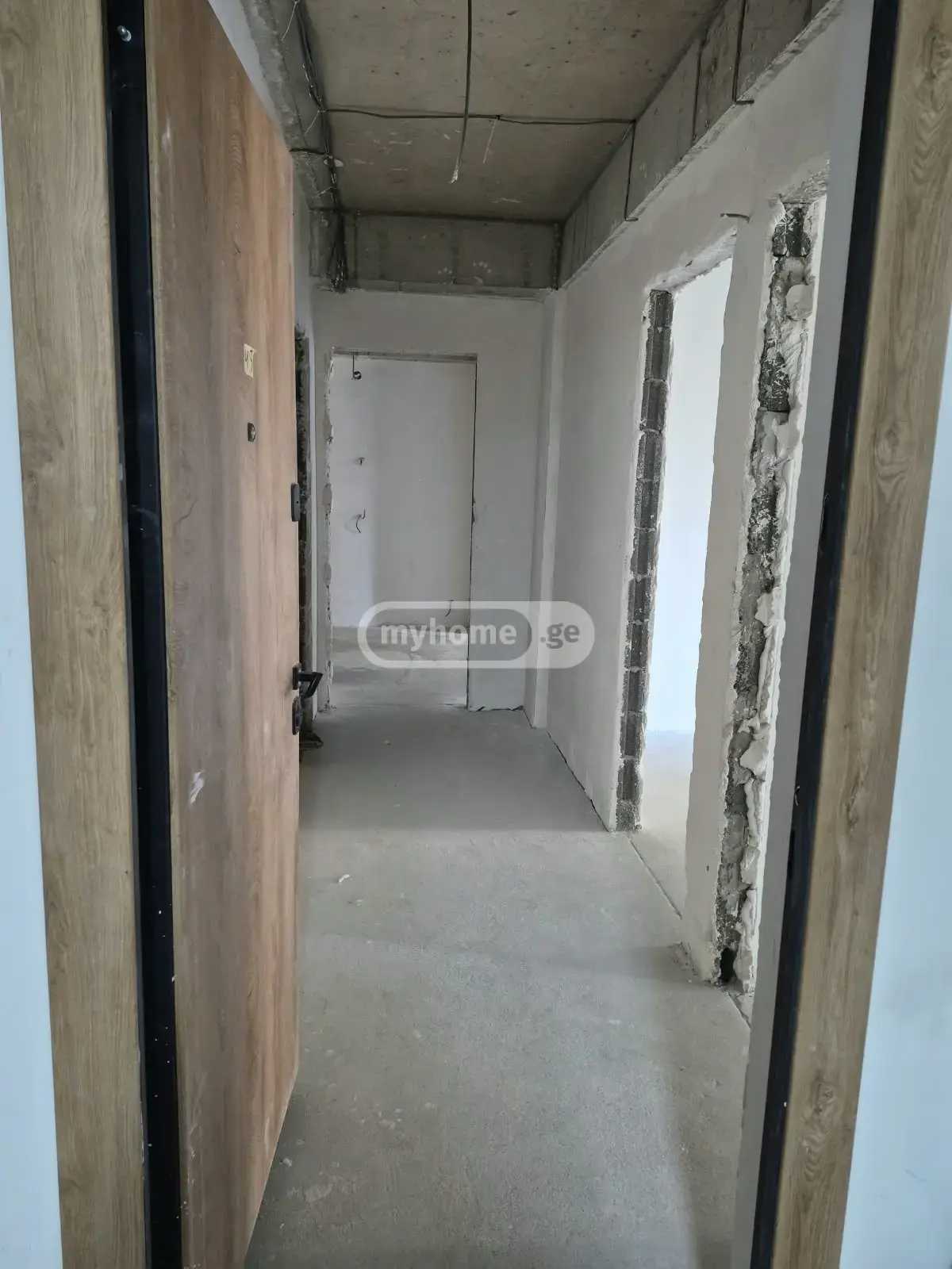 Продажа 3-комната Квартира view 8