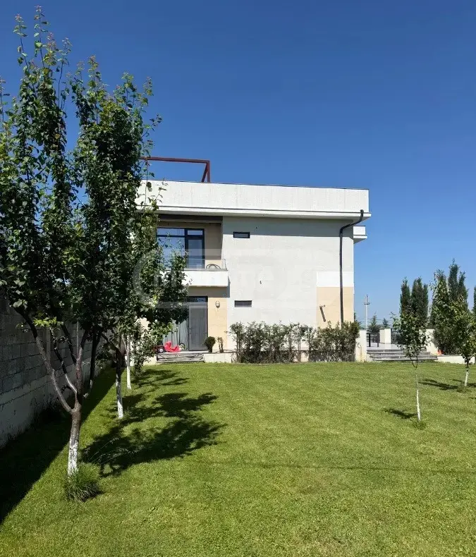 6 Room Private House For Sale view 13