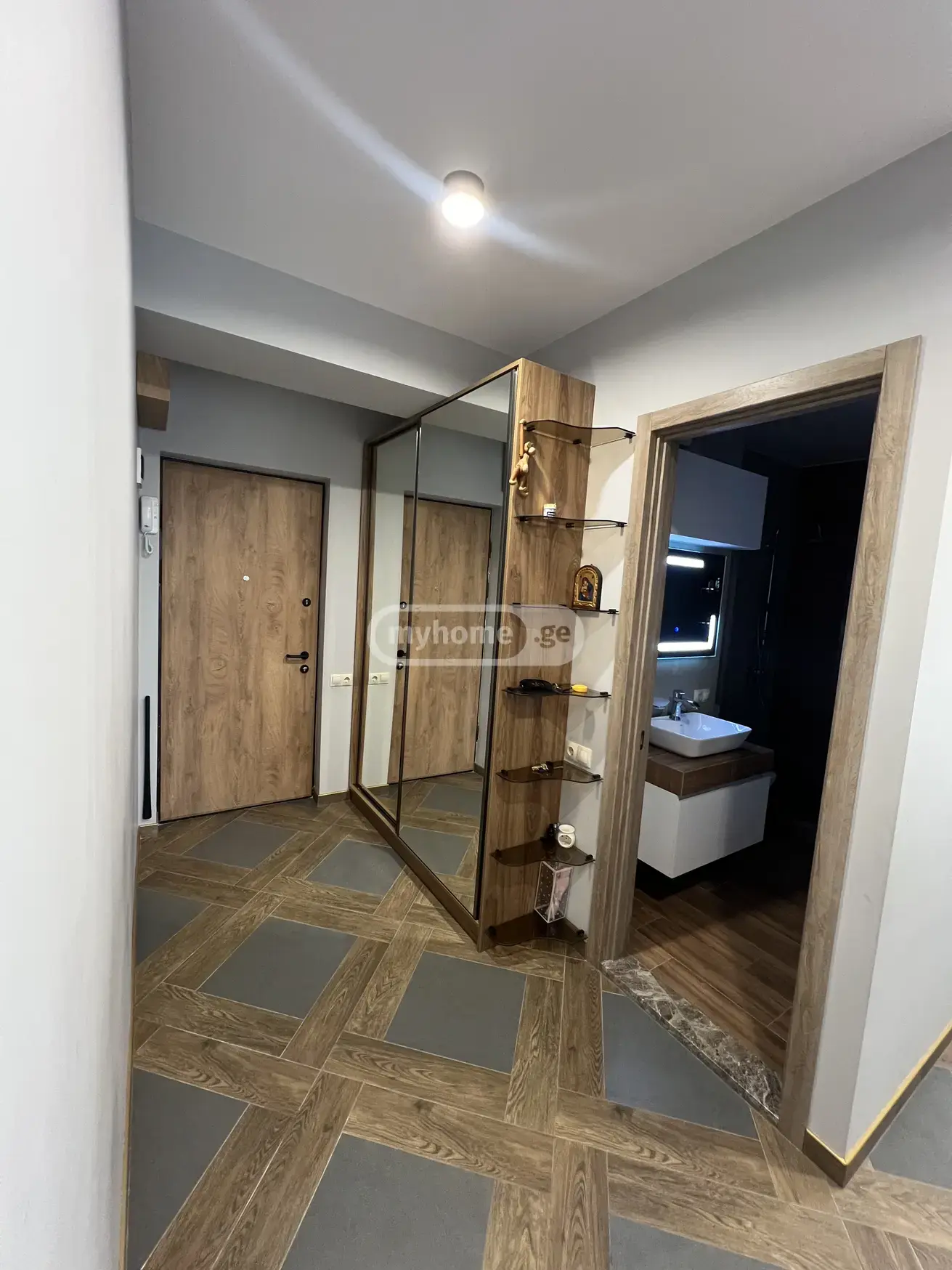 3 Room Apartment For Rent In Gldani view 15